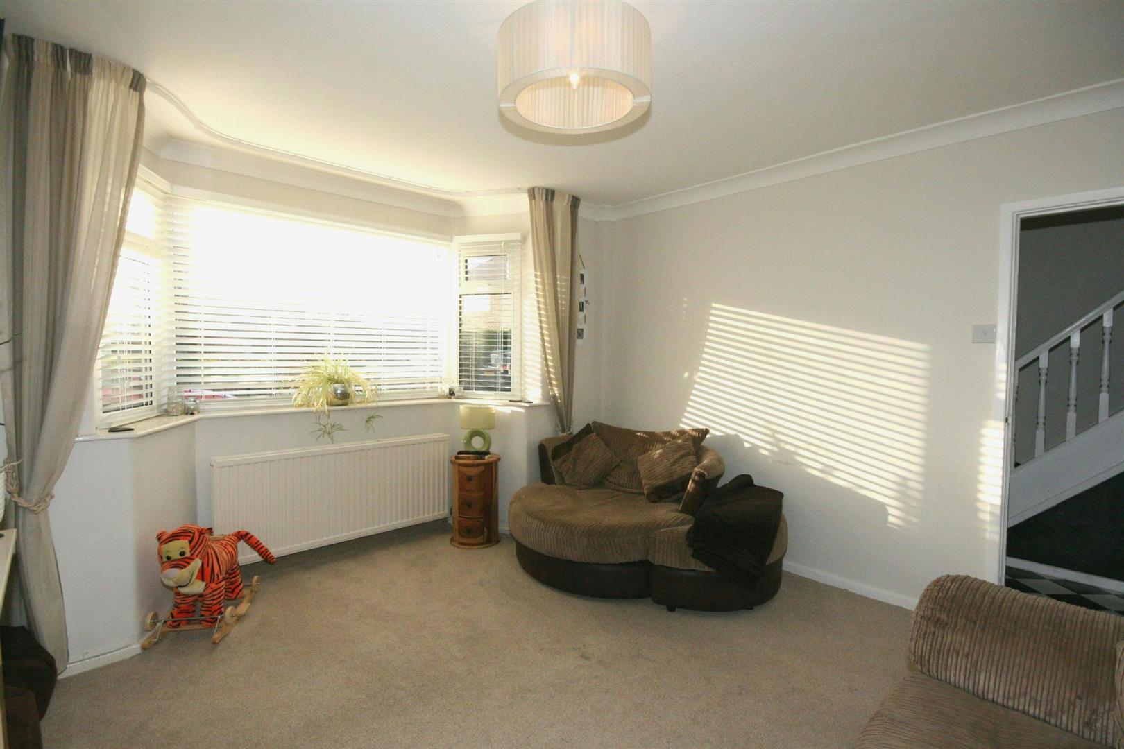 3 bed semi-detached house to rent in De Quincey Close, Timperley  - Property Image 5