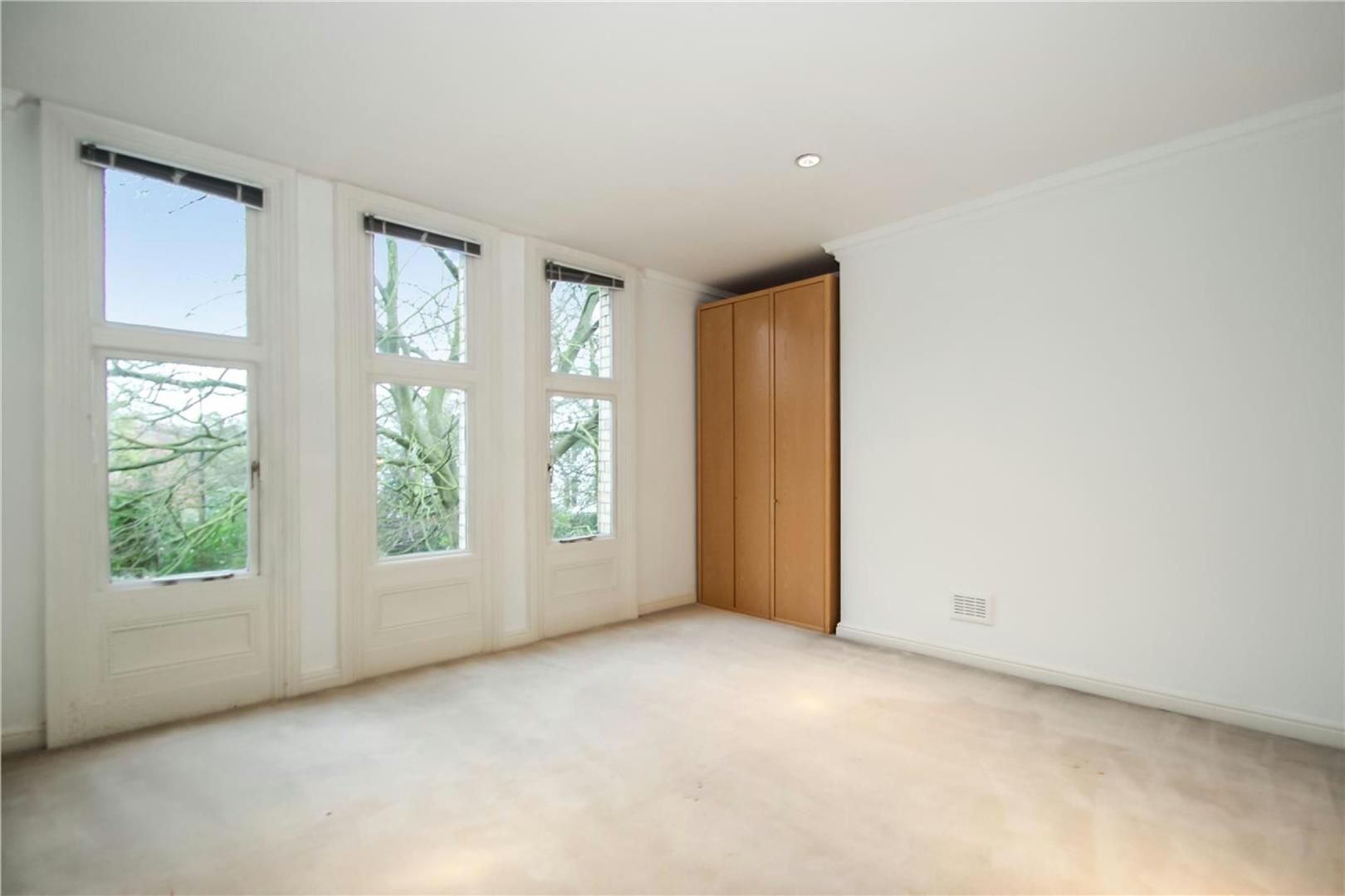 2 bed apartment to rent in St. Margarets Road, Altrincham  - Property Image 19