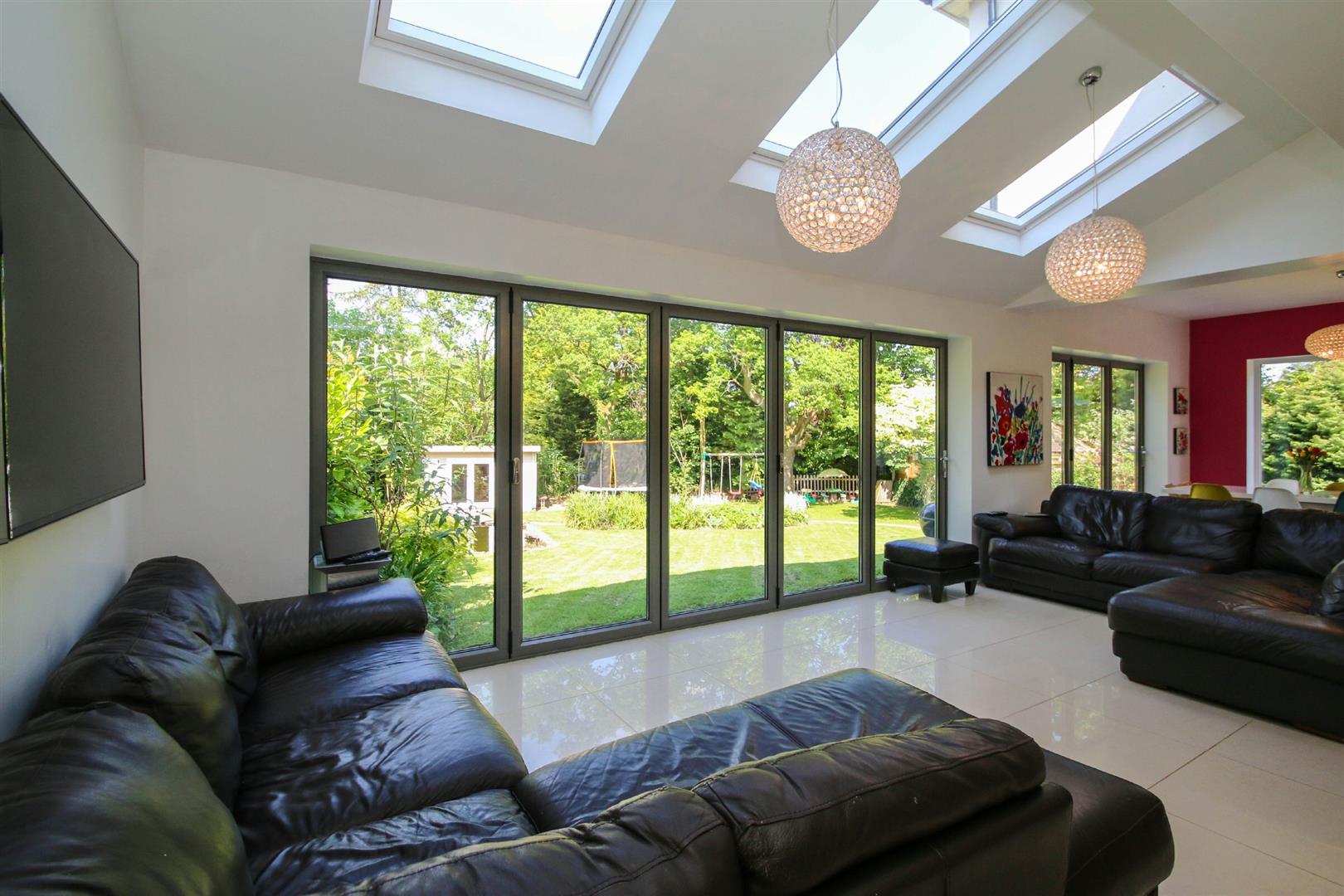 4 bed semi-detached house to rent in Chapel Drive, Altrincham  - Property Image 15