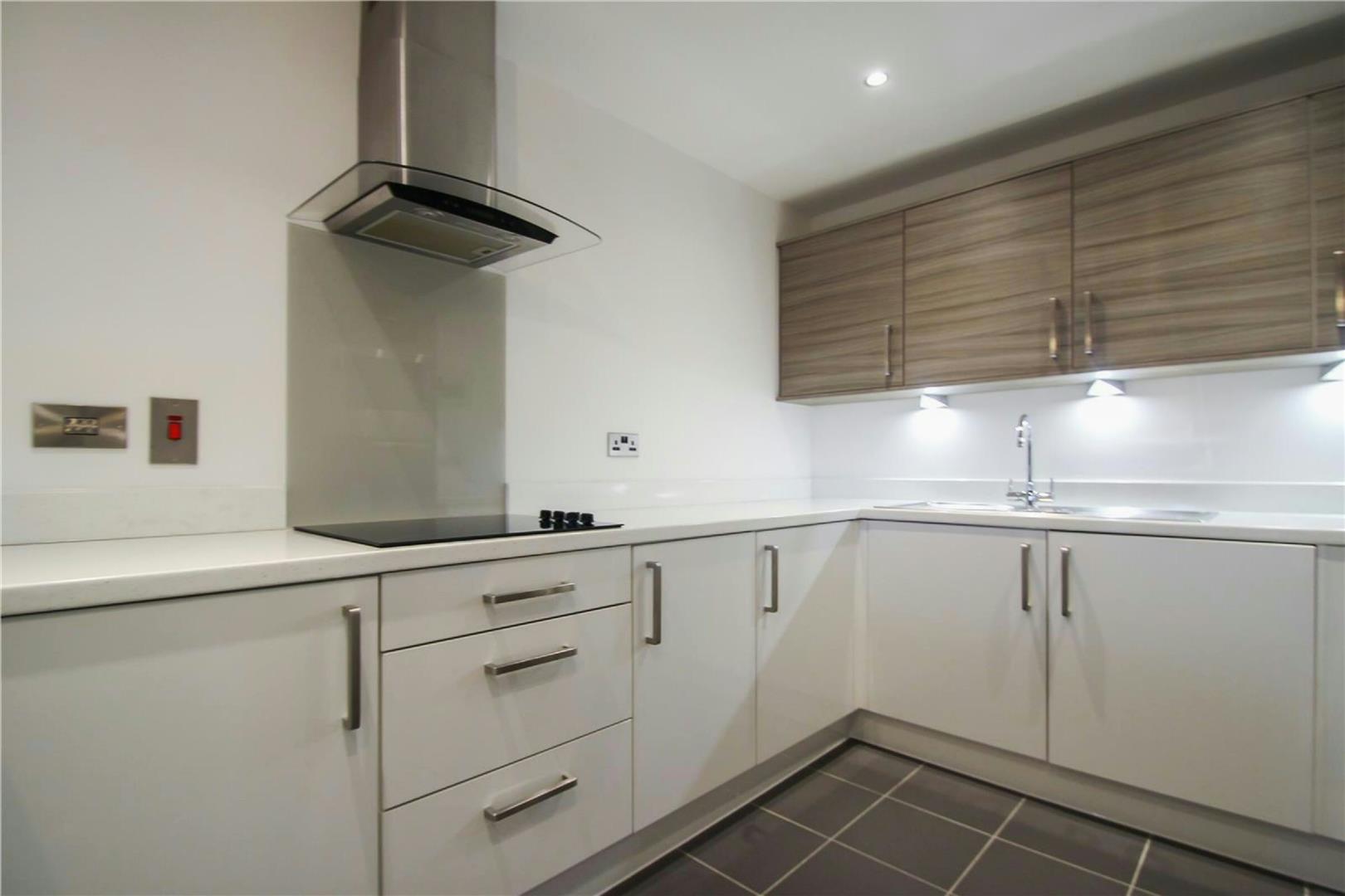 2 bed apartment to rent in Woodfield Road, Altrincham  - Property Image 7