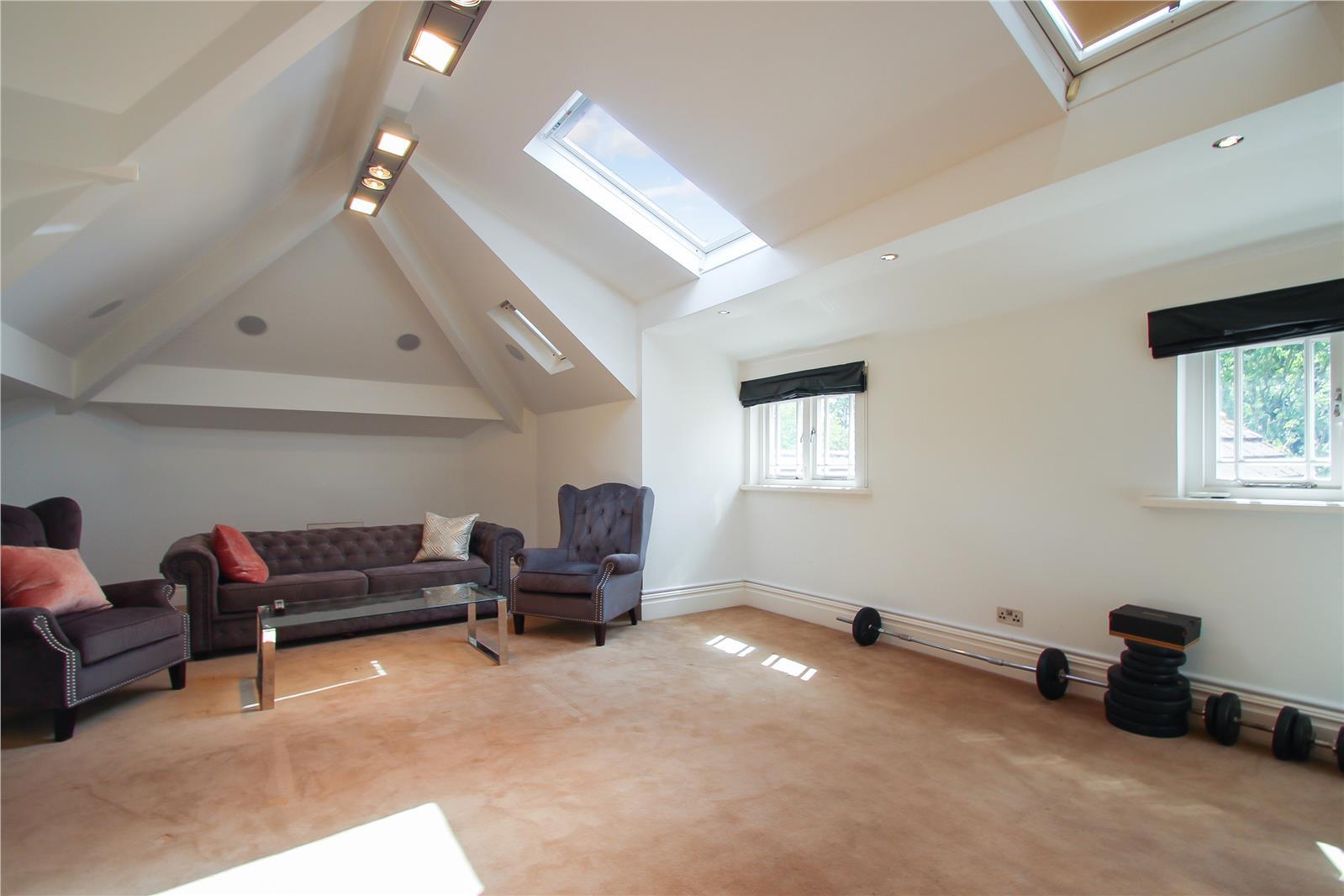 5 bed detached house to rent in Hargate Drive, Altrincham  - Property Image 56
