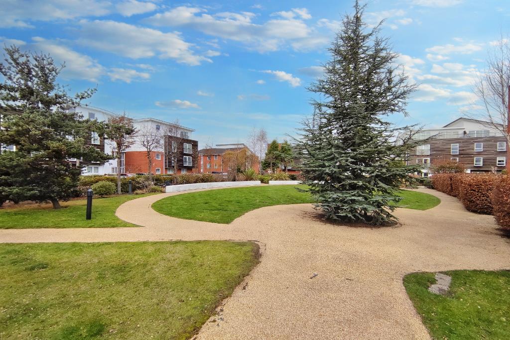 2 bed apartment to rent in Romana Square, Altrincham  - Property Image 12