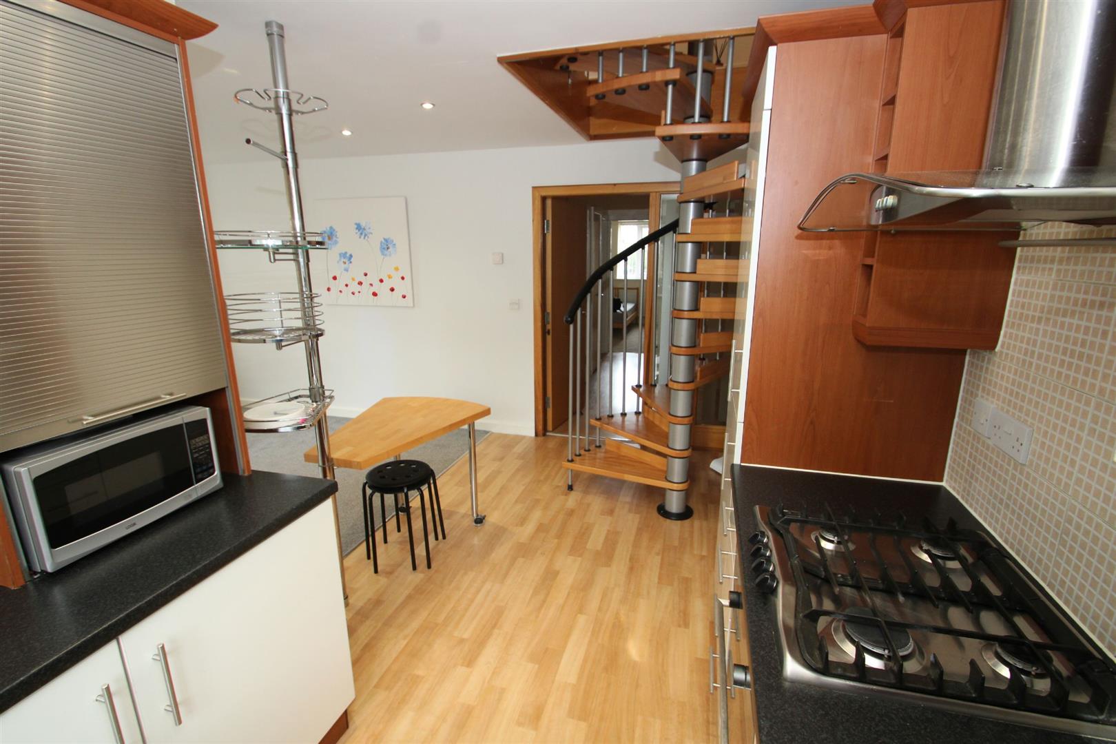 2 bed apartment for sale in Russell Place, Sale  - Property Image 7
