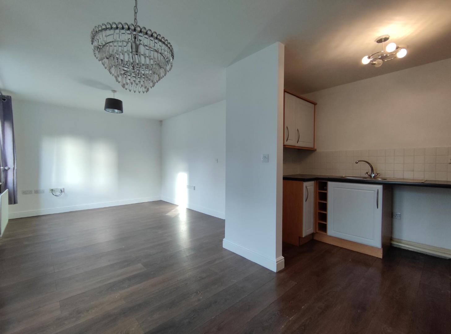 2 bed apartment to rent in Riverbrook Road, West Timperley, Altrincham