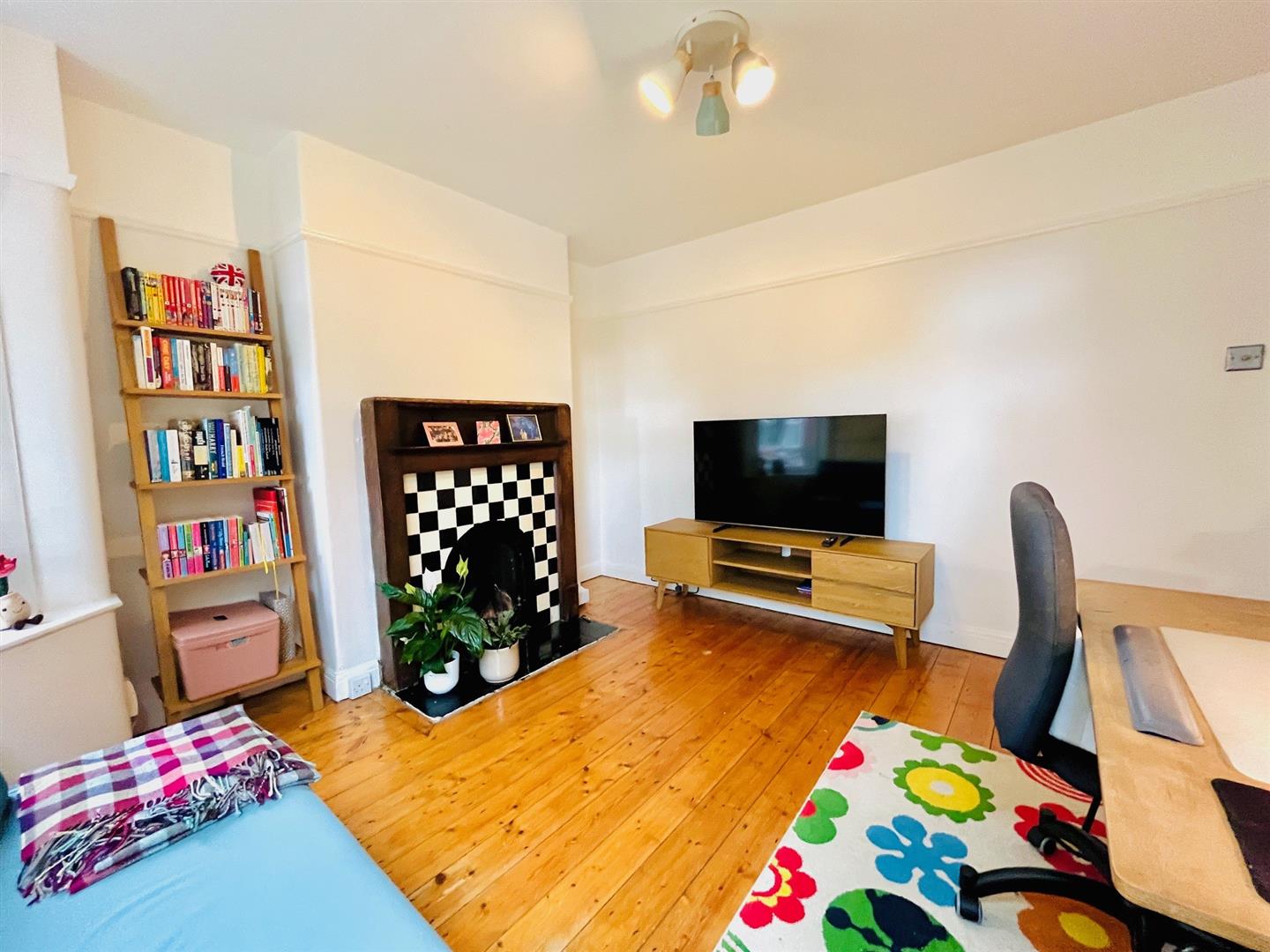 3 bed semi-detached house for sale in Bollin Drive, Altrincham  - Property Image 10