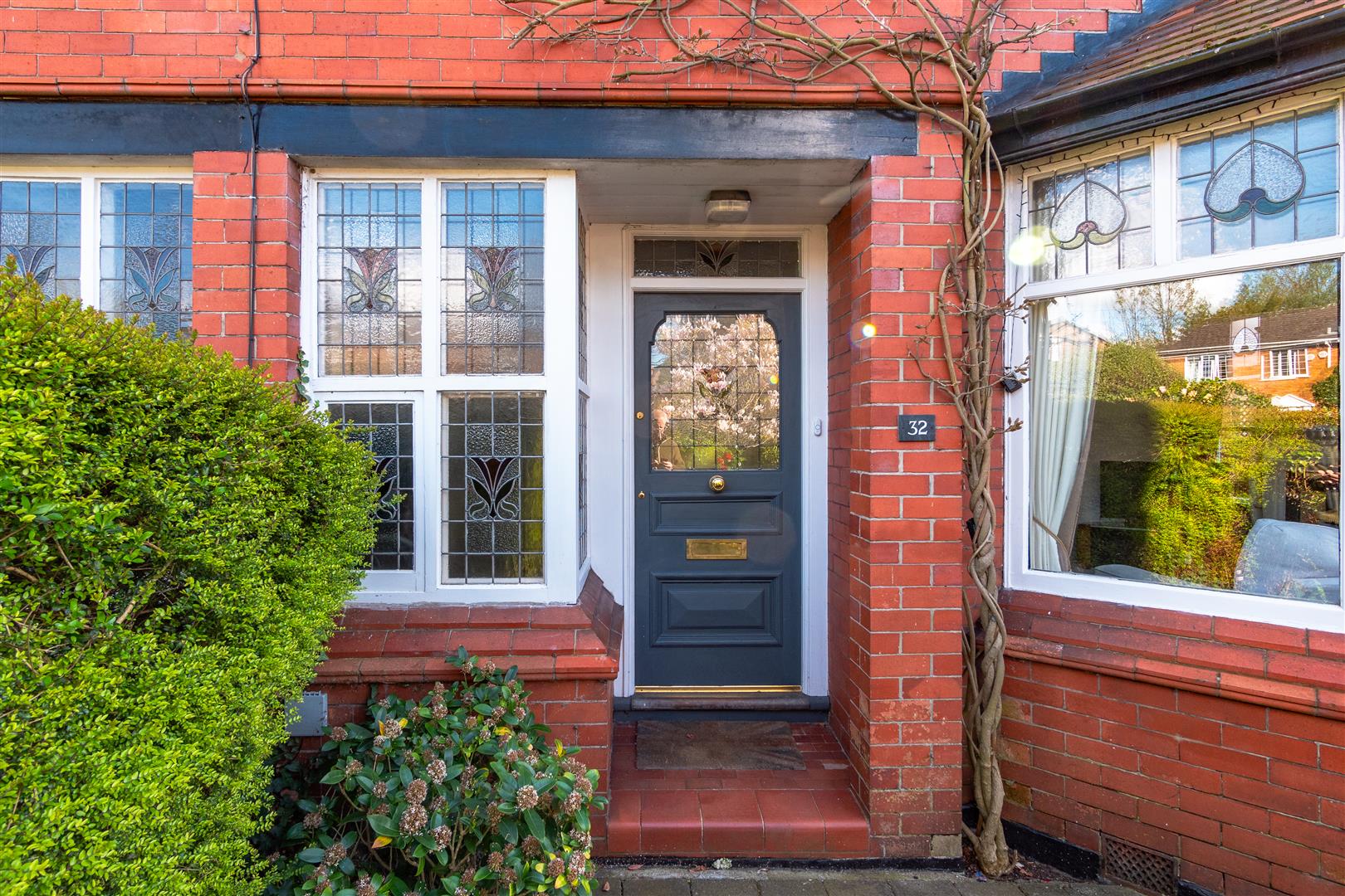 6 bed semi-detached house for sale in Broomfield Lane, Altrincham  - Property Image 5