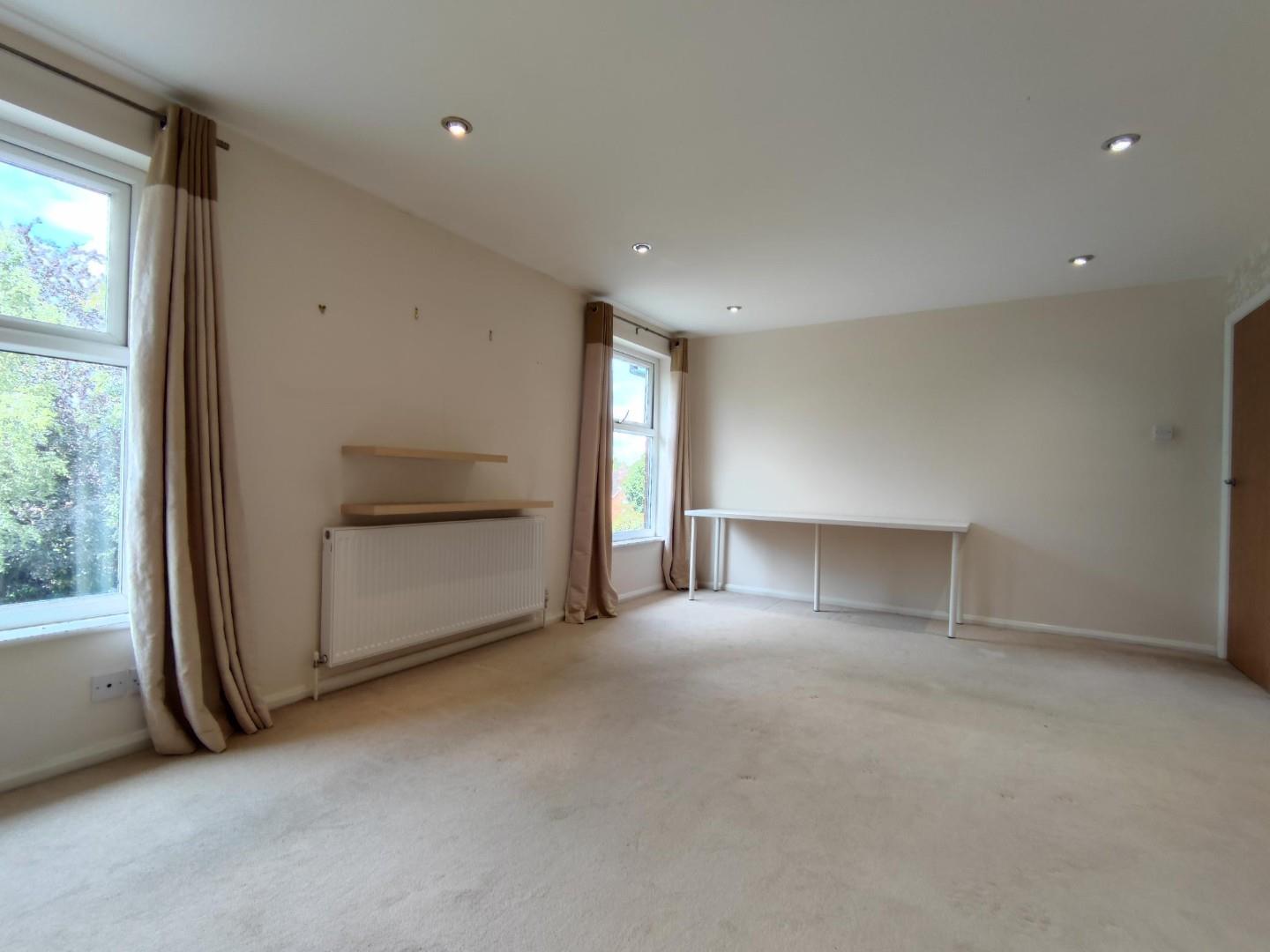 4 bed town house to rent in Oakwood Court, Altrincham  - Property Image 17