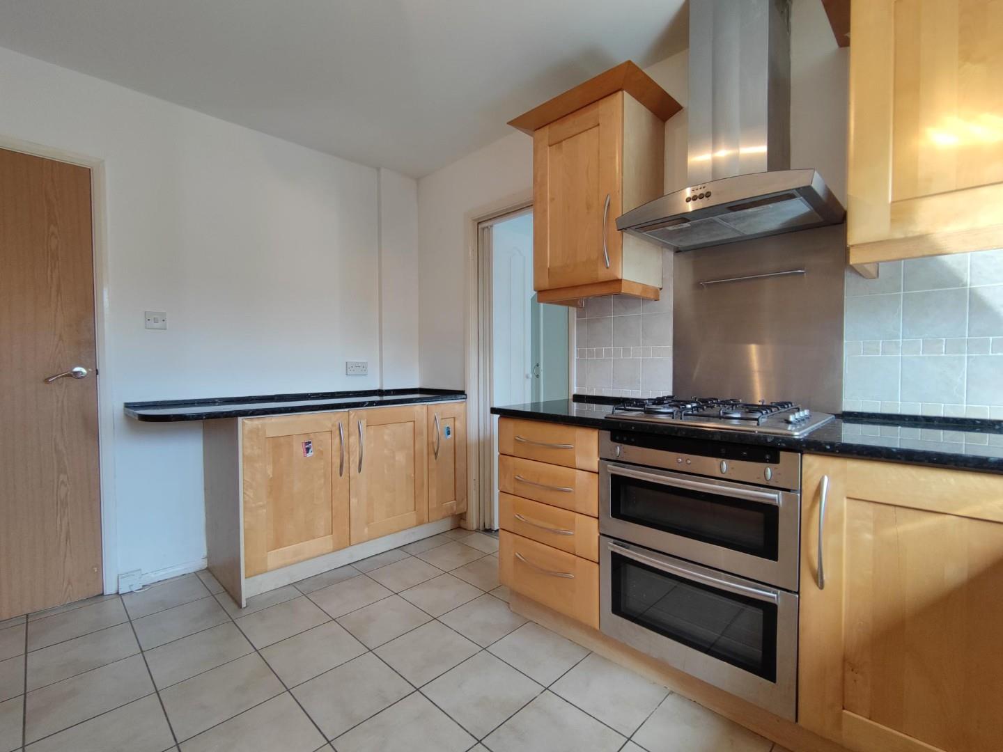 4 bed town house to rent in Oakwood Court, Altrincham  - Property Image 12