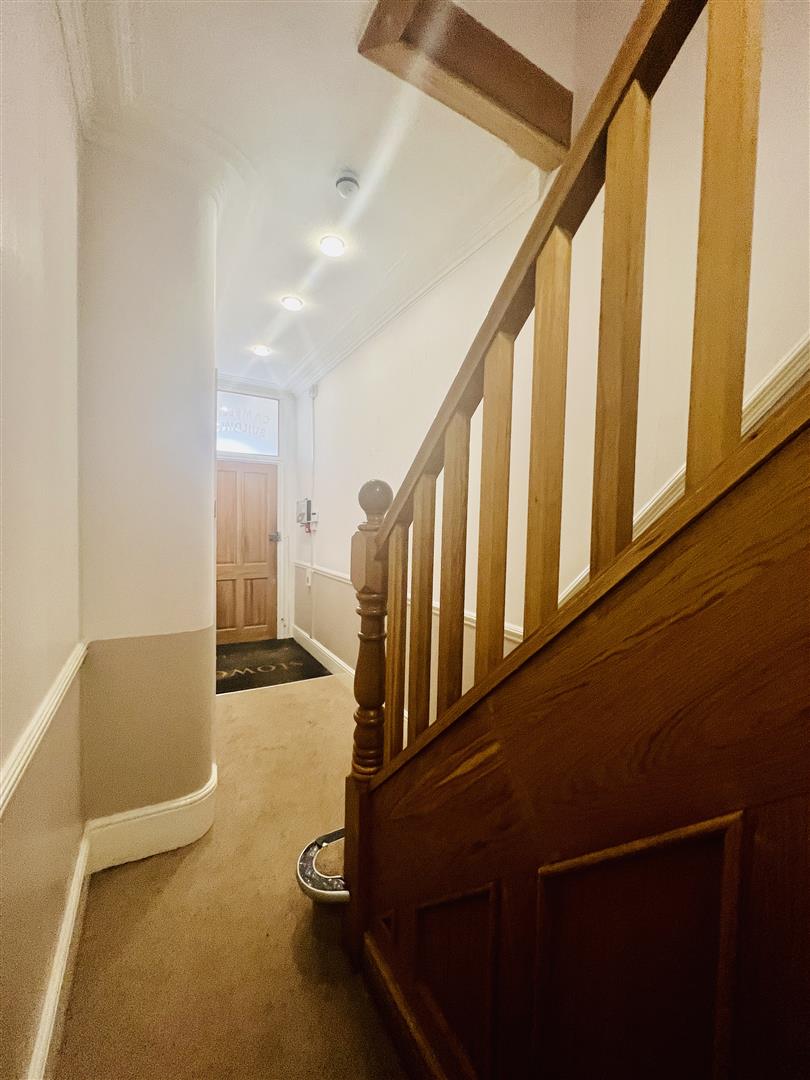 4 bed terraced house for sale in Oxford Road, Altrincham  - Property Image 2