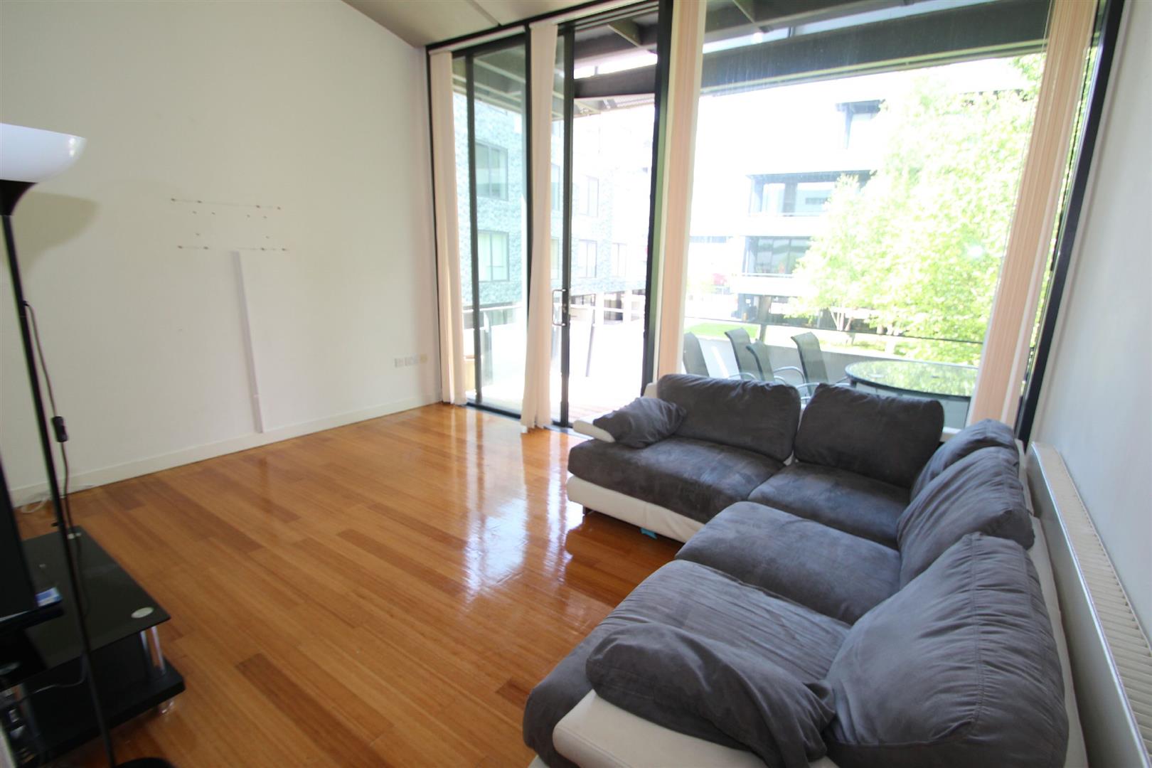 2 bed apartment for sale in Haus 2, Altrincham  - Property Image 4
