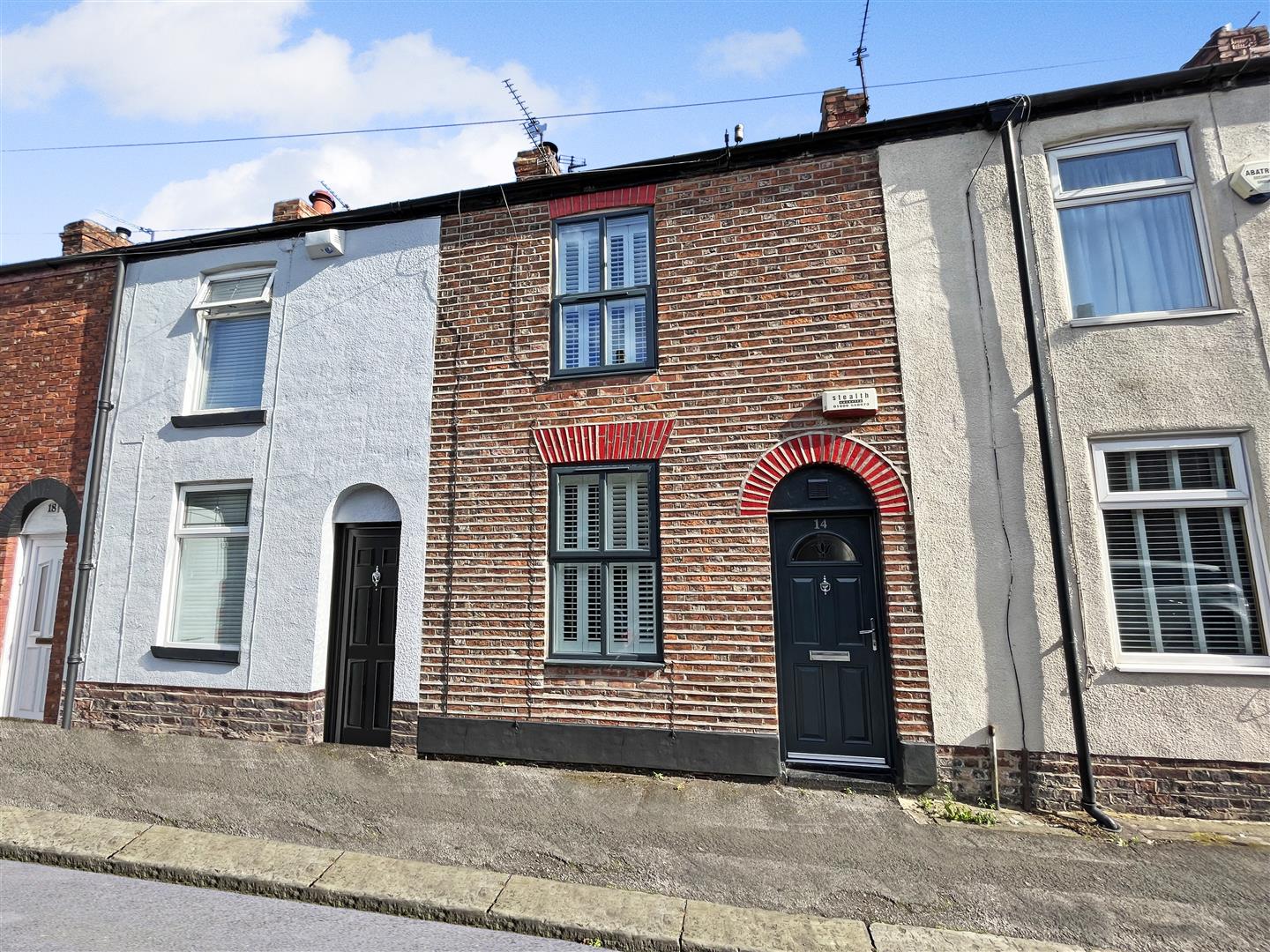 2 bed terraced house for sale in Field Road, Sale  - Property Image 1