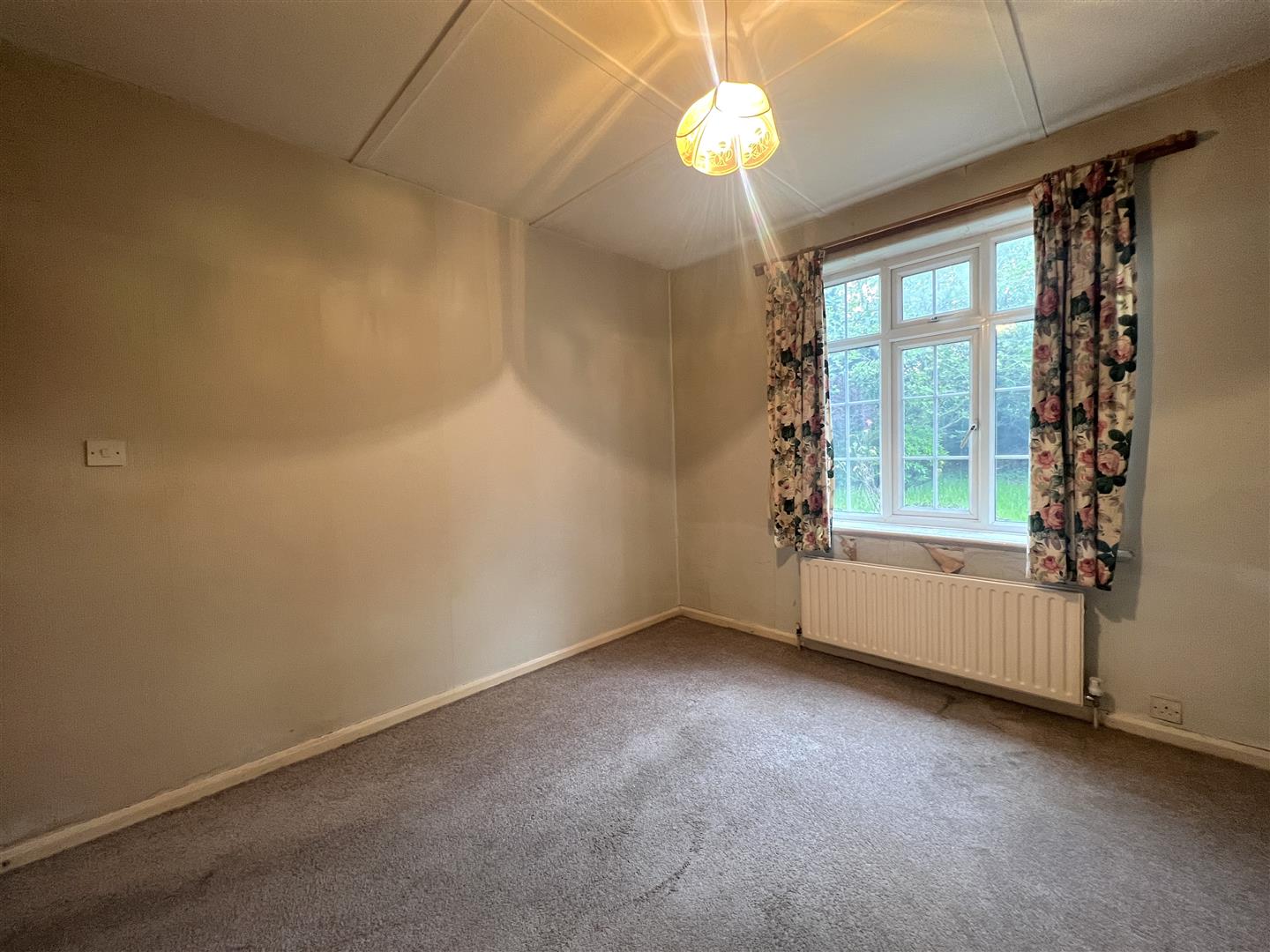 3 bed semi-detached house for sale in Acacia Avenue, Altrincham  - Property Image 11