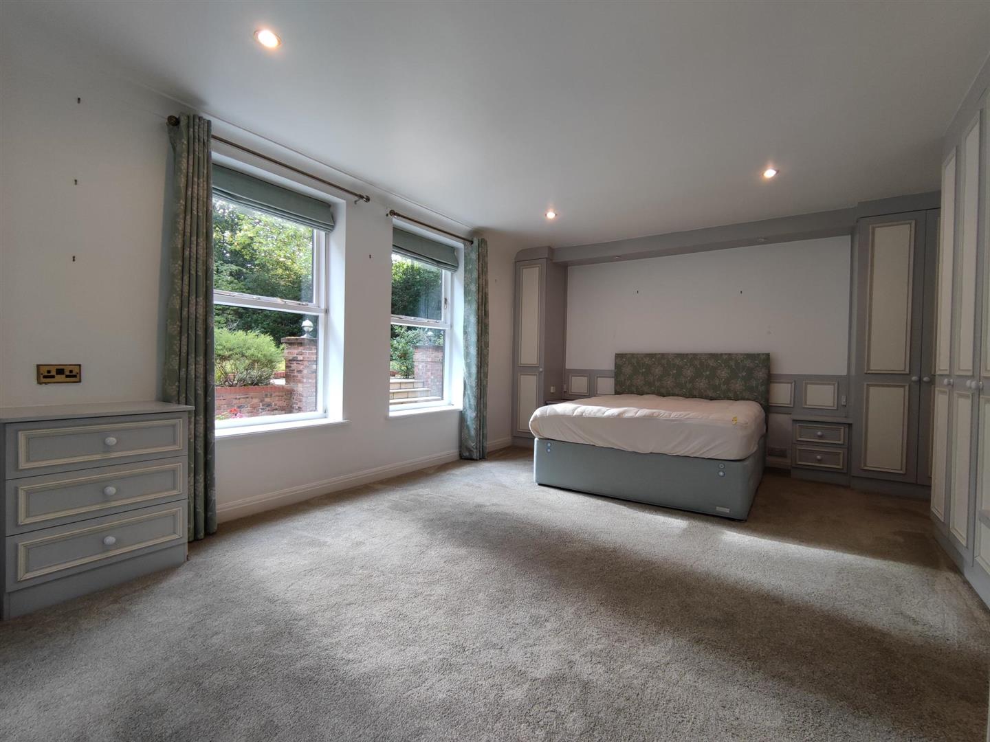 2 bed apartment to rent in Booth Road, Altrincham  - Property Image 13