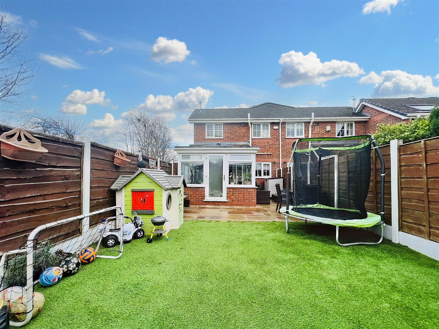 1 bed mews house for sale in St. James Court, Altrincham  - Property Image 1