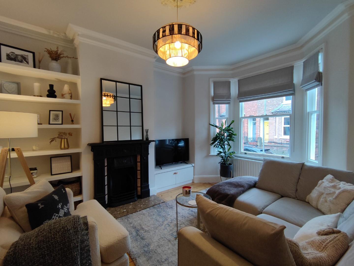 2 bed terraced house to rent in Byrom Street, Altrincham  - Property Image 3