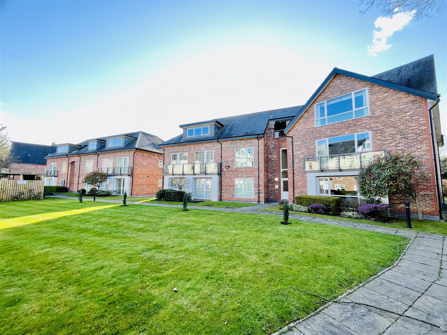2 bed apartment for sale in Wolf Grange, Cheshire  - Property Image 19