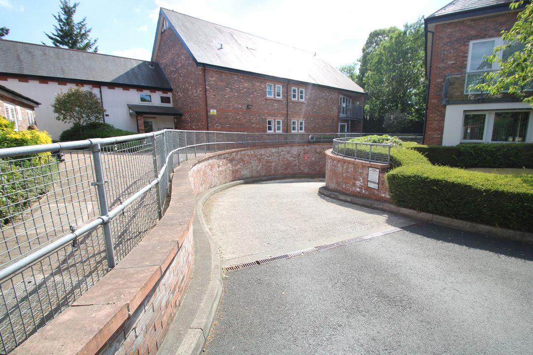 2 bed apartment for sale in Wolf Grange, Cheshire  - Property Image 24