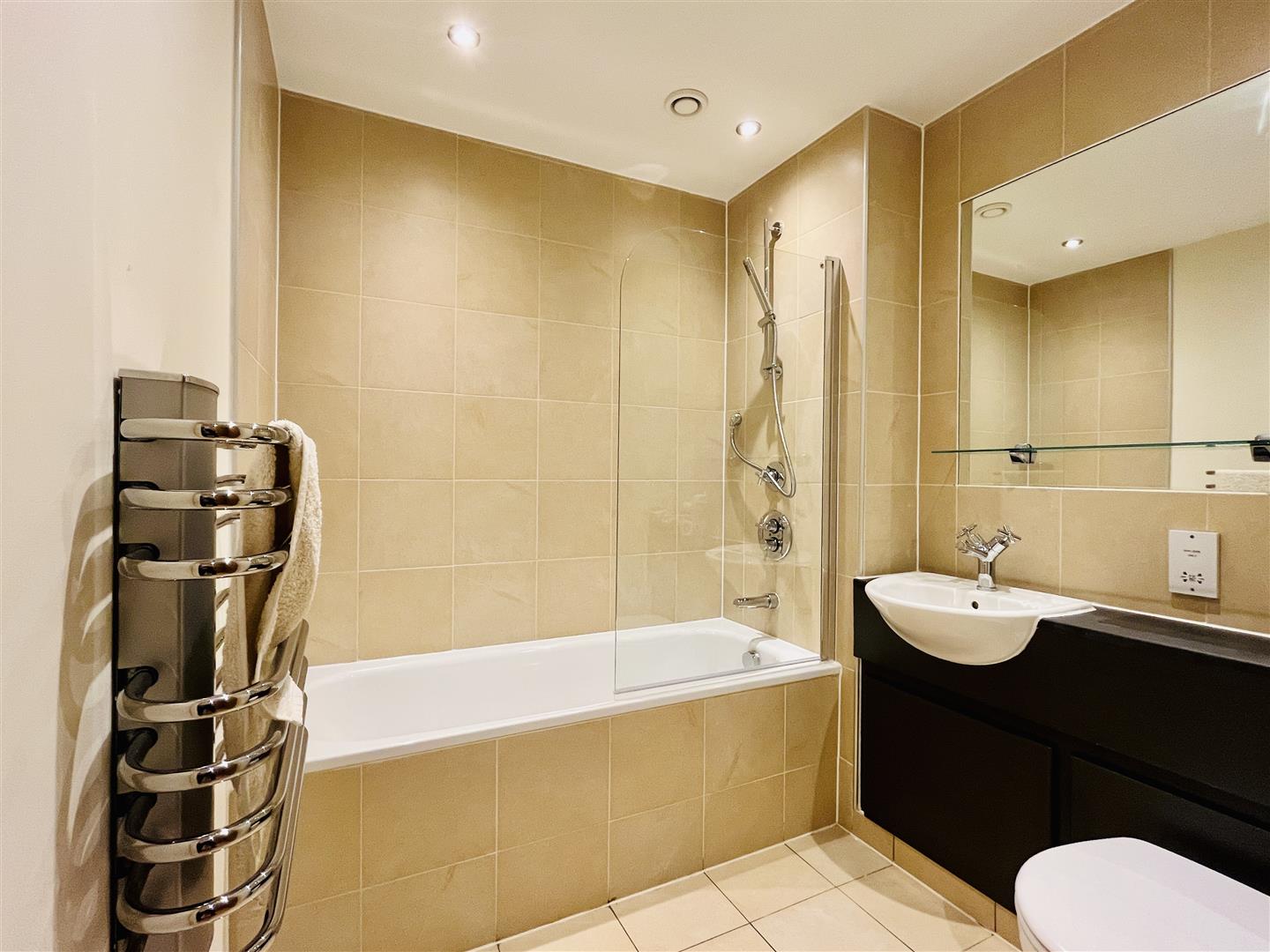 2 bed apartment for sale in Wolf Grange, Cheshire  - Property Image 14