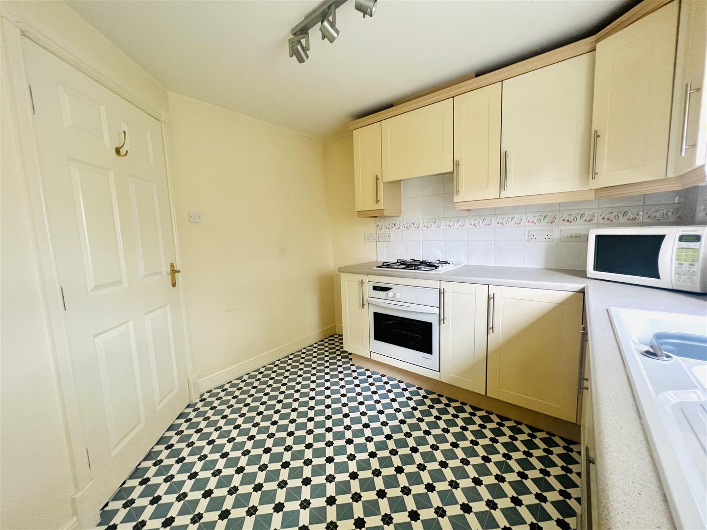 2 bed apartment for sale in Gaskell Road, Altrincham  - Property Image 15