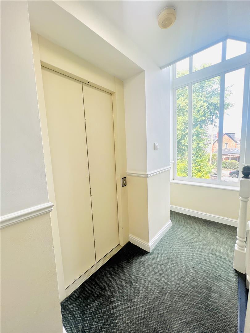 2 bed apartment for sale in Gaskell Road, Altrincham  - Property Image 7