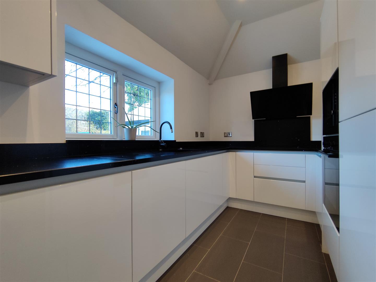 5 bed detached house to rent in Hale Road, Altrincham  - Property Image 24