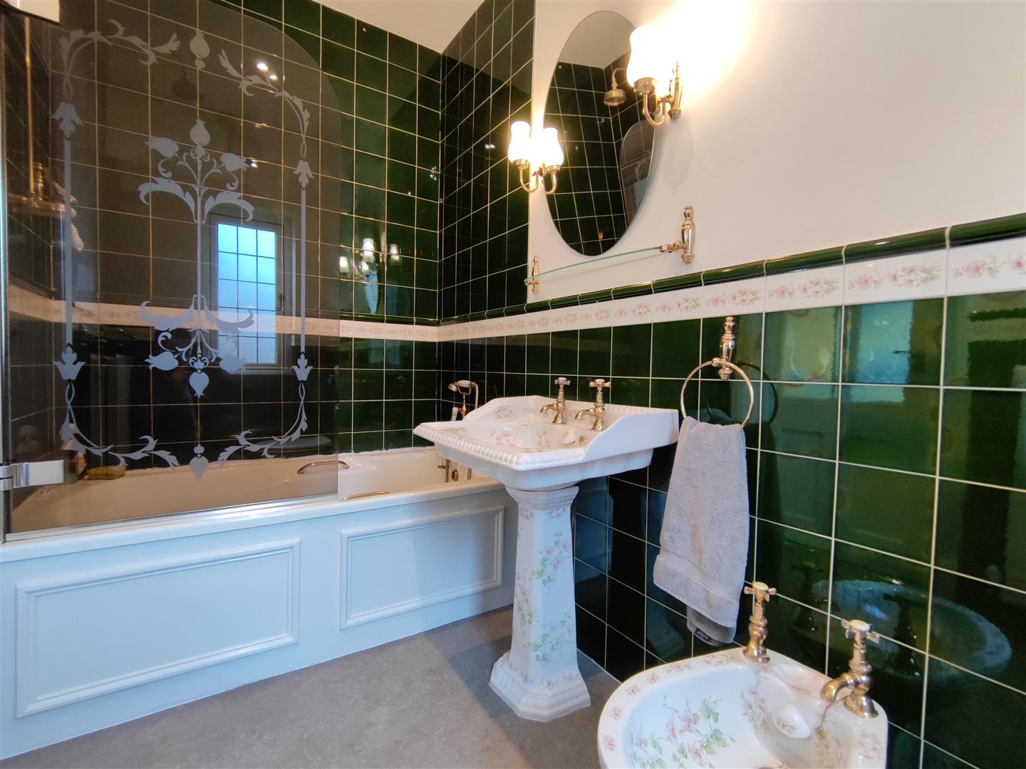 5 bed detached house to rent in Hale Road, Altrincham  - Property Image 30