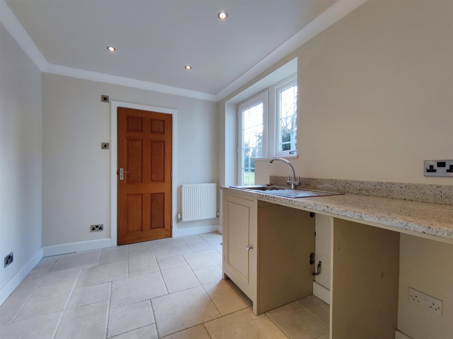 4 bed detached house to rent in Carrwood, Altrincham  - Property Image 18