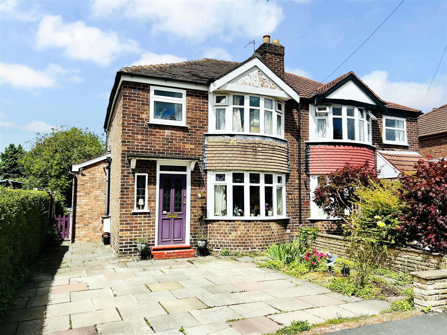 3 bed semi-detached house for sale in Farndon Drive, Altrincham  - Property Image 1