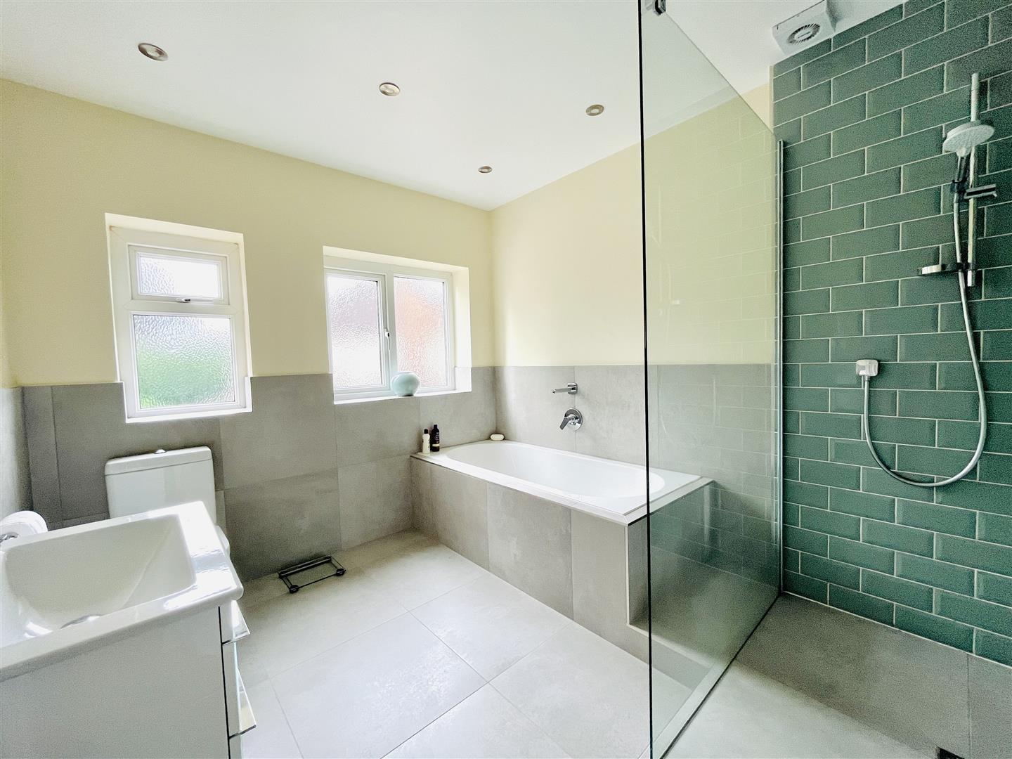 5 bed semi-detached house for sale in Rivington Road, Altrincham  - Property Image 26