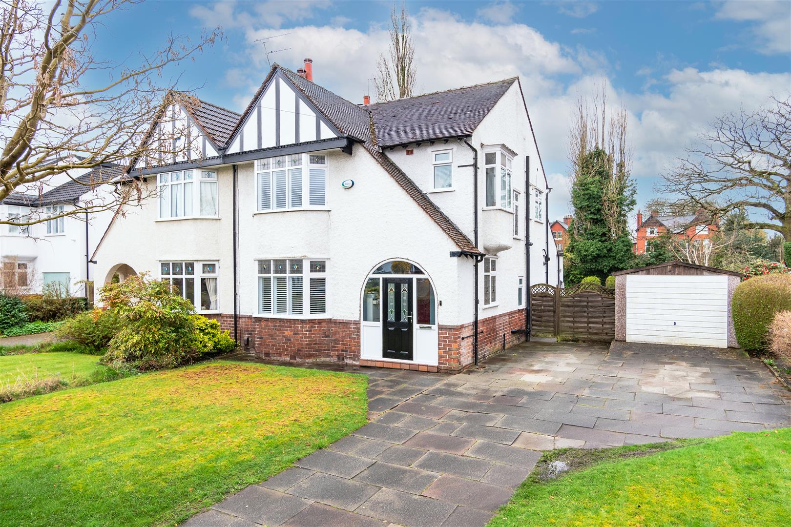 3 bed semi-detached house for sale in Mossgrove Road, Altrincham  - Property Image 1