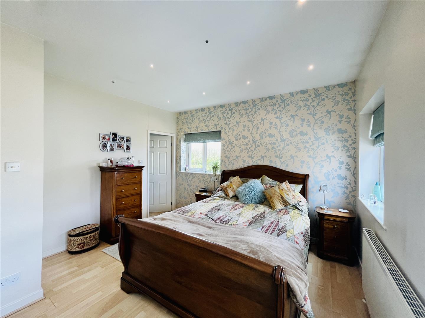 5 bed semi-detached house for sale in Plover Drive, Altrincham  - Property Image 18