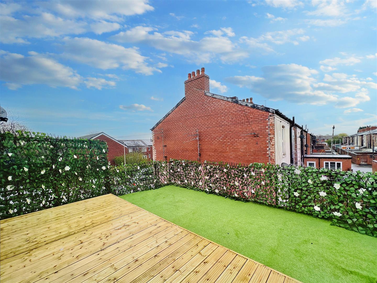 1 bed apartment for sale in Gorton Road, Stockport  - Property Image 18