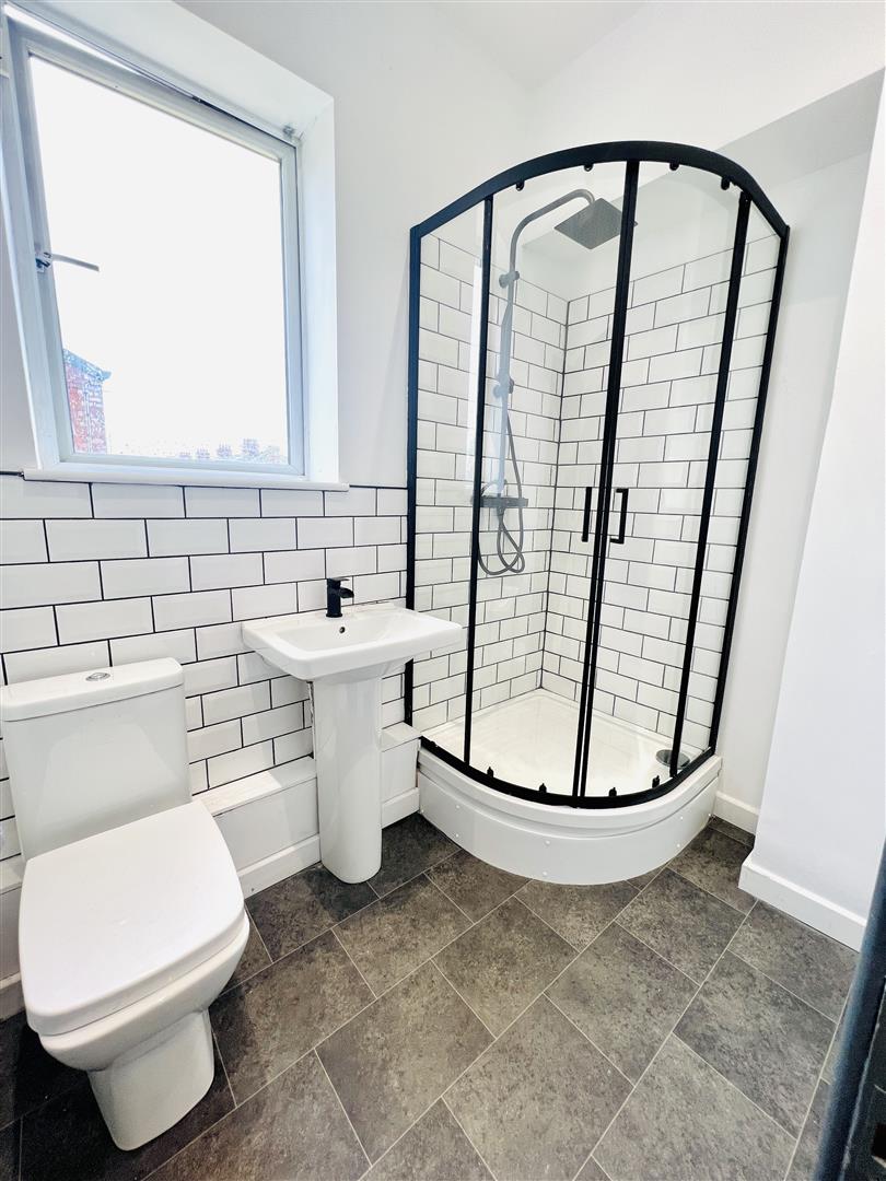 1 bed apartment for sale in Gorton Road, Stockport  - Property Image 20