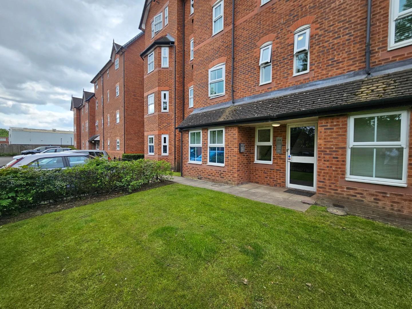 2 bed apartment to rent in New Copper Moss, Altrincham  - Property Image 12