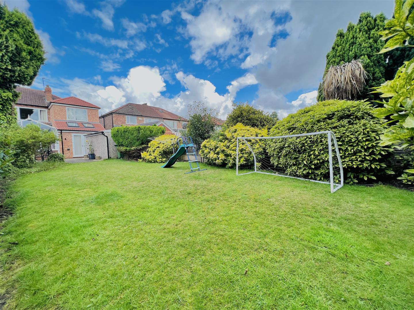 4 bed semi-detached house for sale in Riddings Road, Altrincham  - Property Image 32