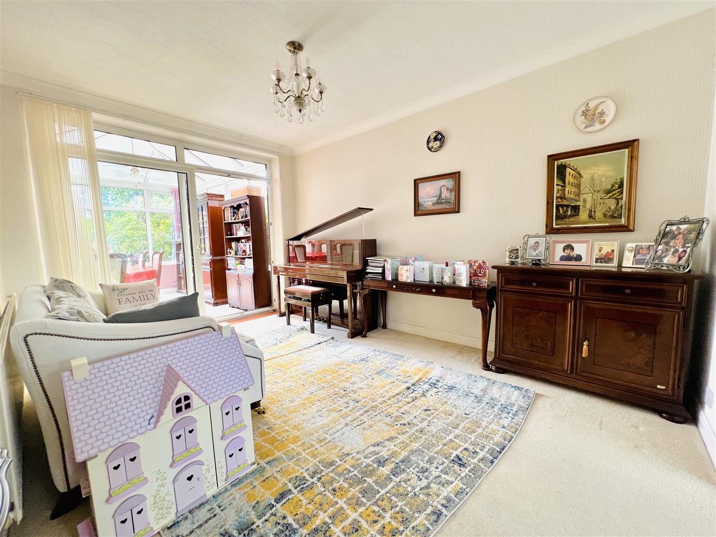 4 bed semi-detached house for sale in Riddings Road, Altrincham  - Property Image 10