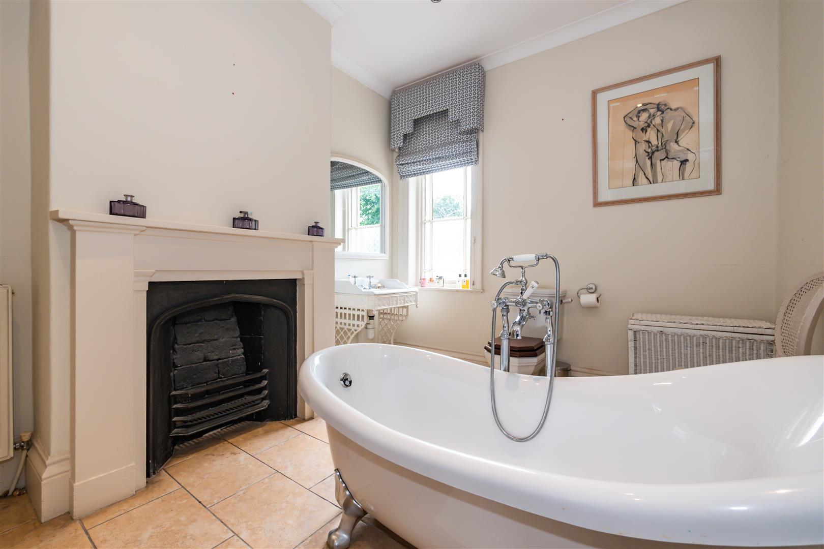 5 bed semi-detached house for sale in Groby Place, Altrincham  - Property Image 36