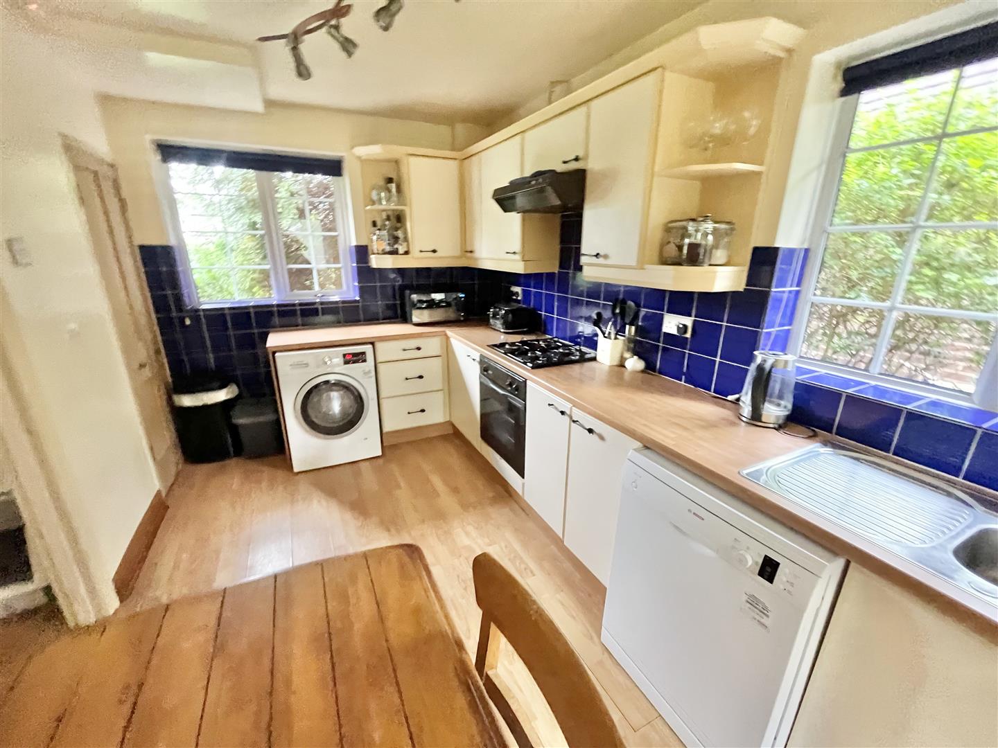 3 bed end of terrace house for sale in Yewtree Lane, Manchester  - Property Image 8