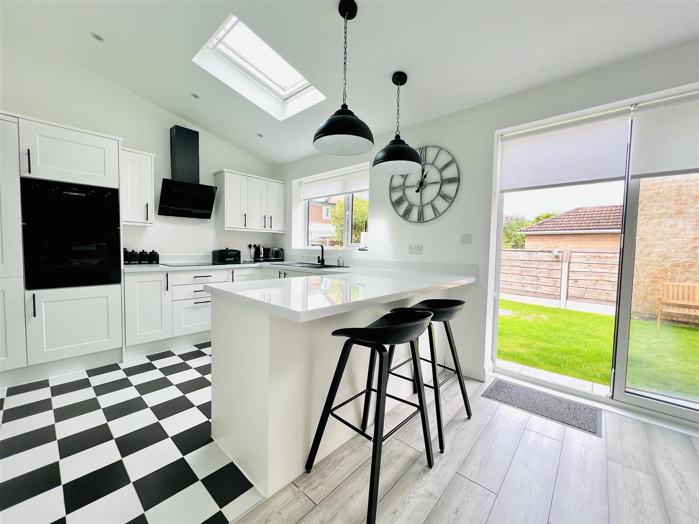 3 bed semi-detached house for sale in Brook Way, Altrincham  - Property Image 14
