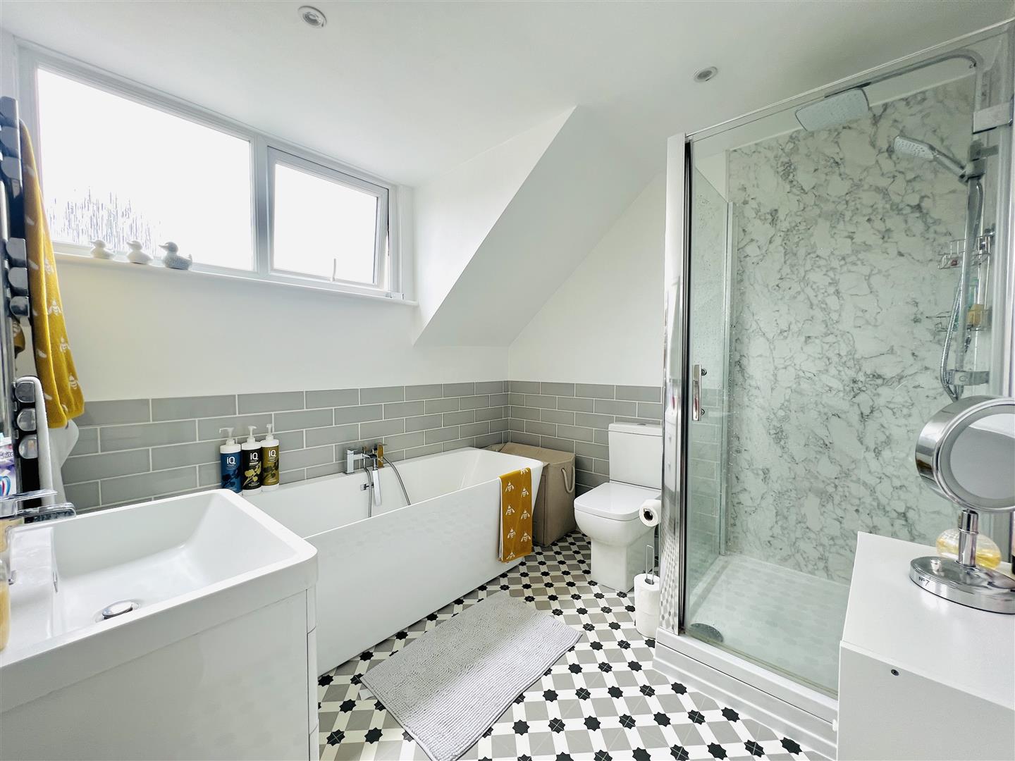 3 bed semi-detached house for sale in Brook Way, Altrincham  - Property Image 25