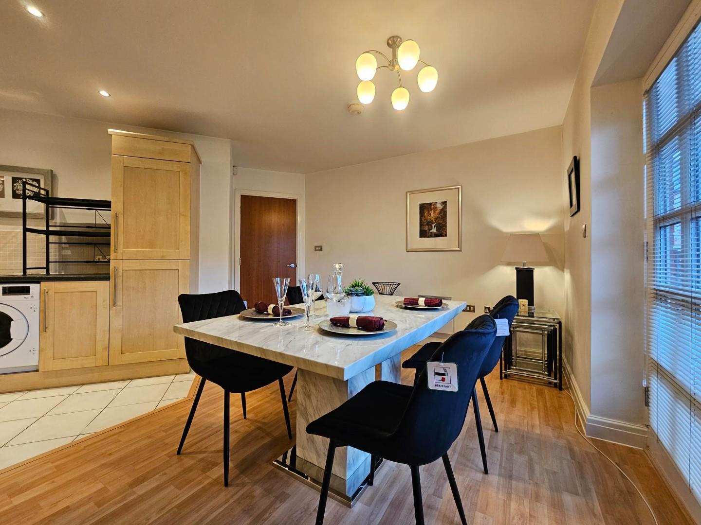2 bed apartment to rent in Kingsway, Altrincham  - Property Image 9