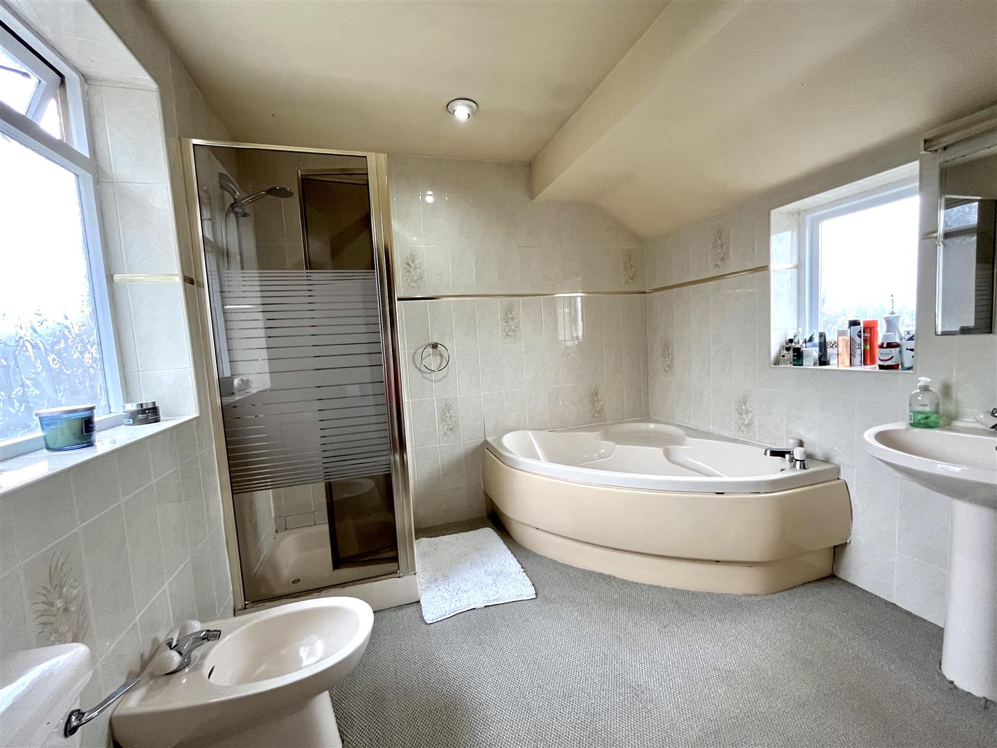 3 bed semi-detached house for sale in Conway Drive, Altrincham  - Property Image 22