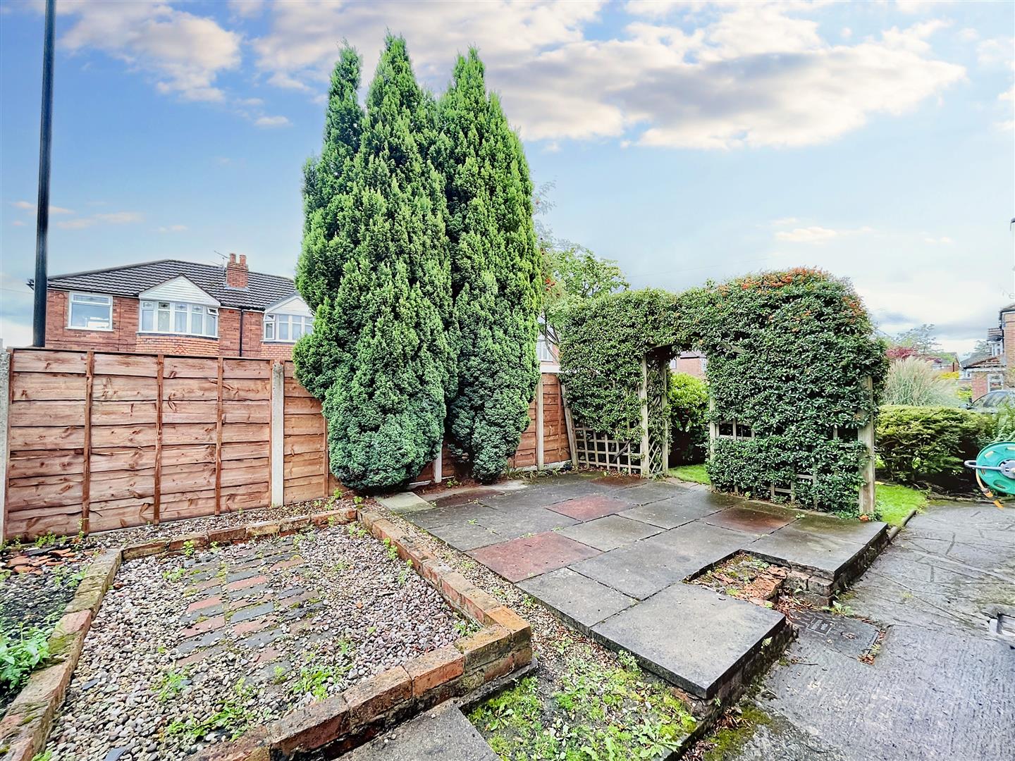3 bed semi-detached house for sale in Conway Drive, Altrincham  - Property Image 30