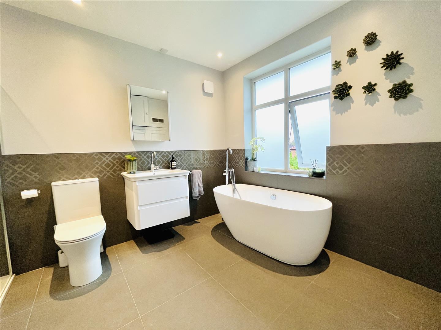 4 bed semi-detached house for sale in Alstead Avenue, Altrincham  - Property Image 21