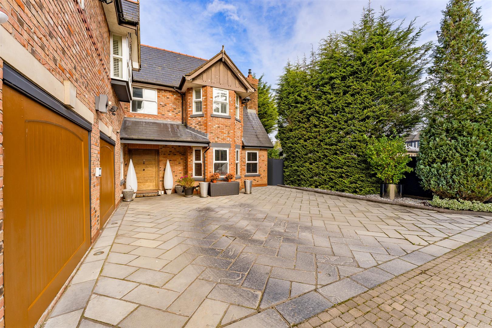 6 bed detached house for sale in Shay Avenue, Altrincham  - Property Image 41