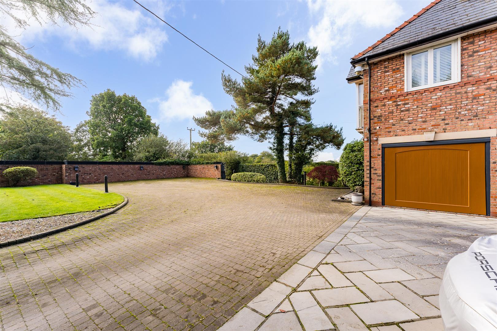 6 bed detached house for sale in Shay Avenue, Altrincham  - Property Image 42