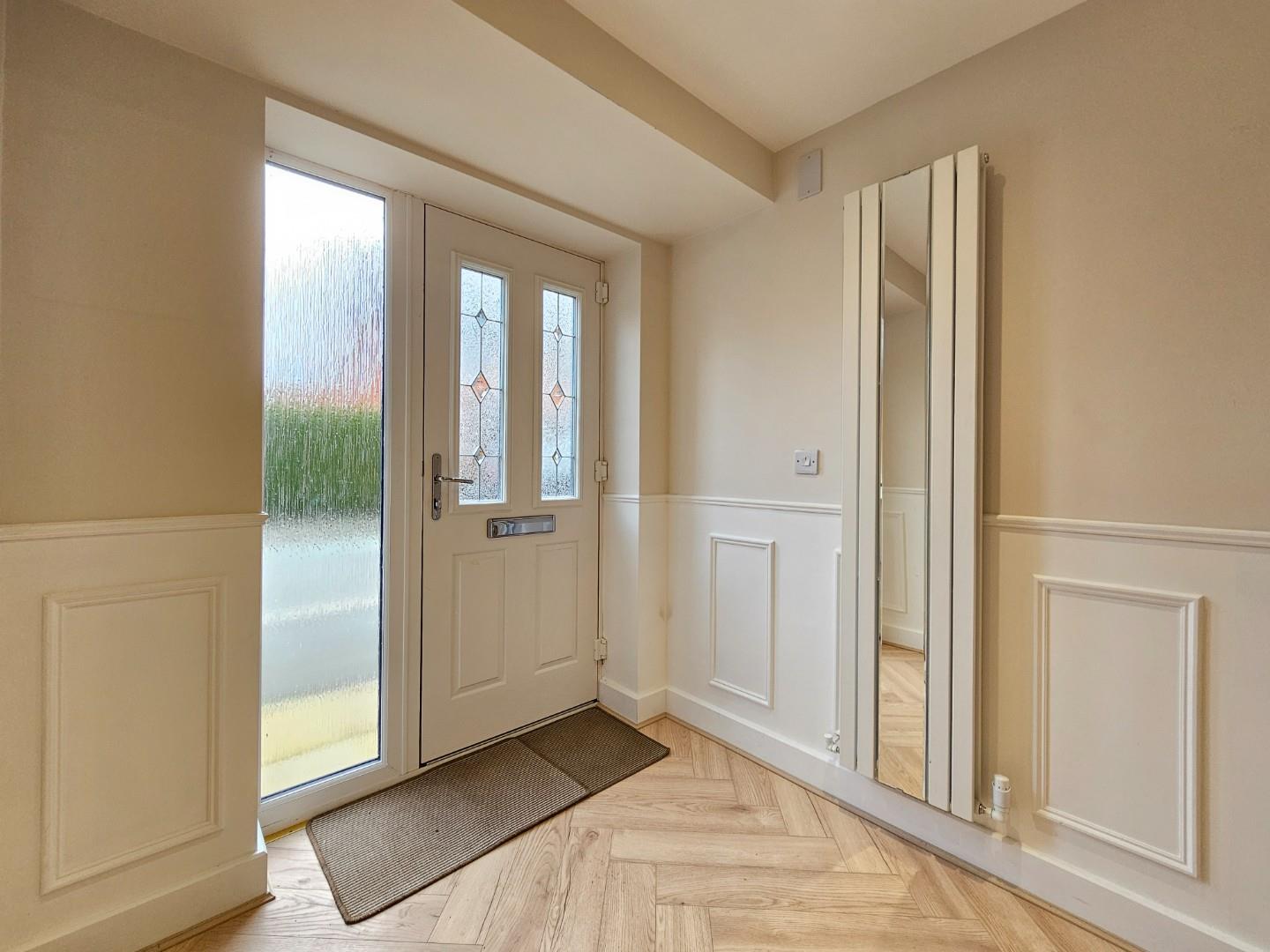 5 bed detached house to rent in Jubilee Way, Broadheath, Altrincham