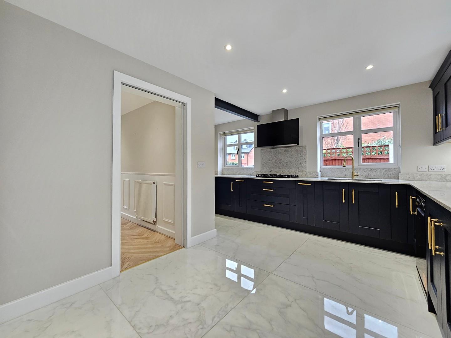 5 bed detached house to rent in Jubilee Way, Broadheath, Altrincham