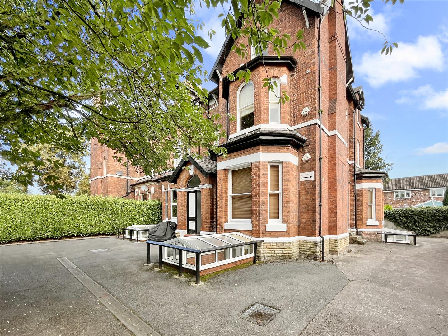 1 bed apartment to rent in Highfield, Sale, M33