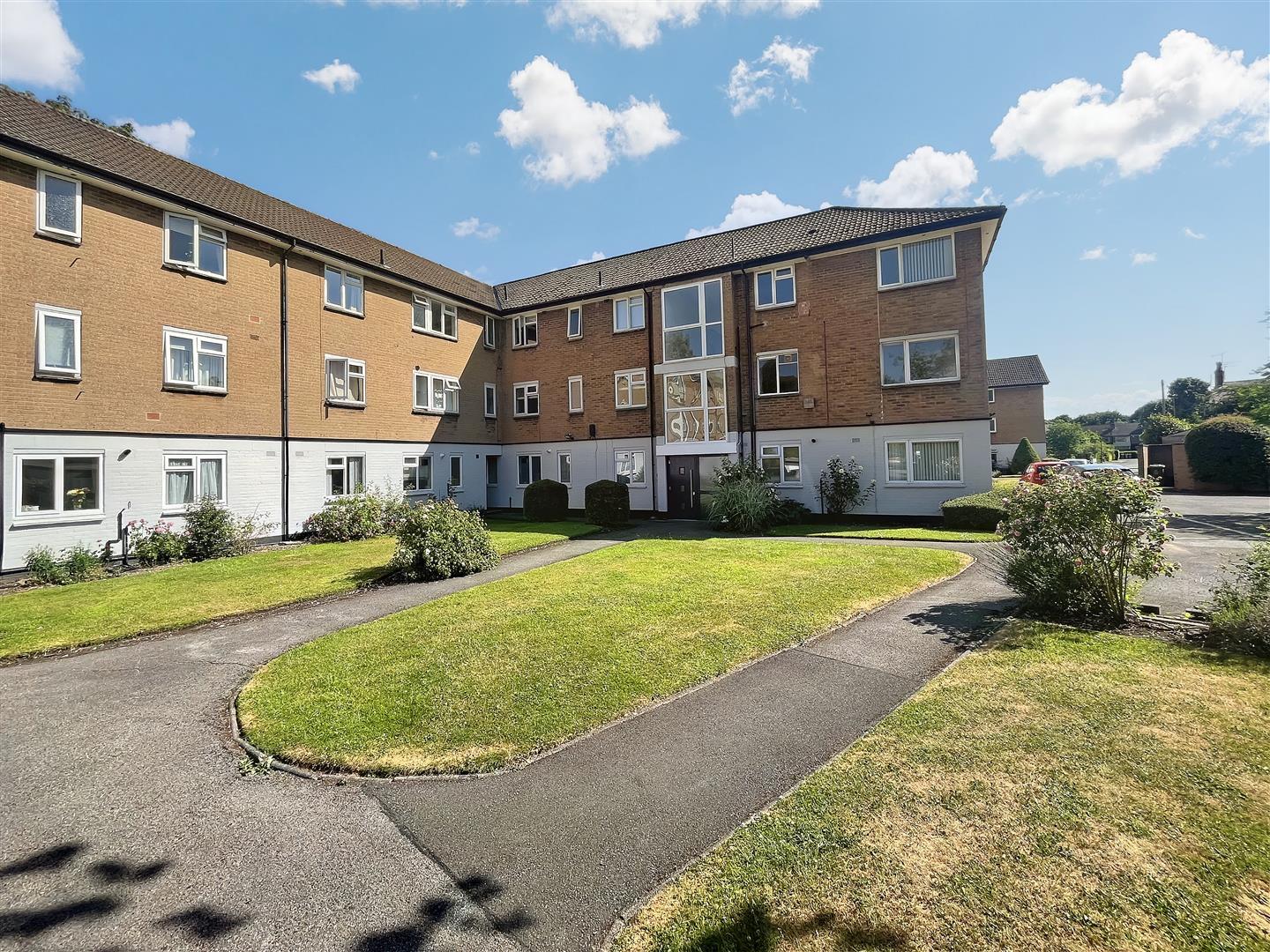 1 bed apartment for sale in Abbotts Court, Sale  - Property Image 1